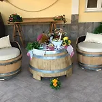 Oda ve Kahvaltı O Cottimo 4*